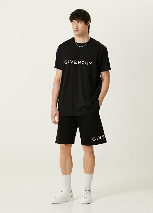 

Бермуды с черным логотипом Givenchy