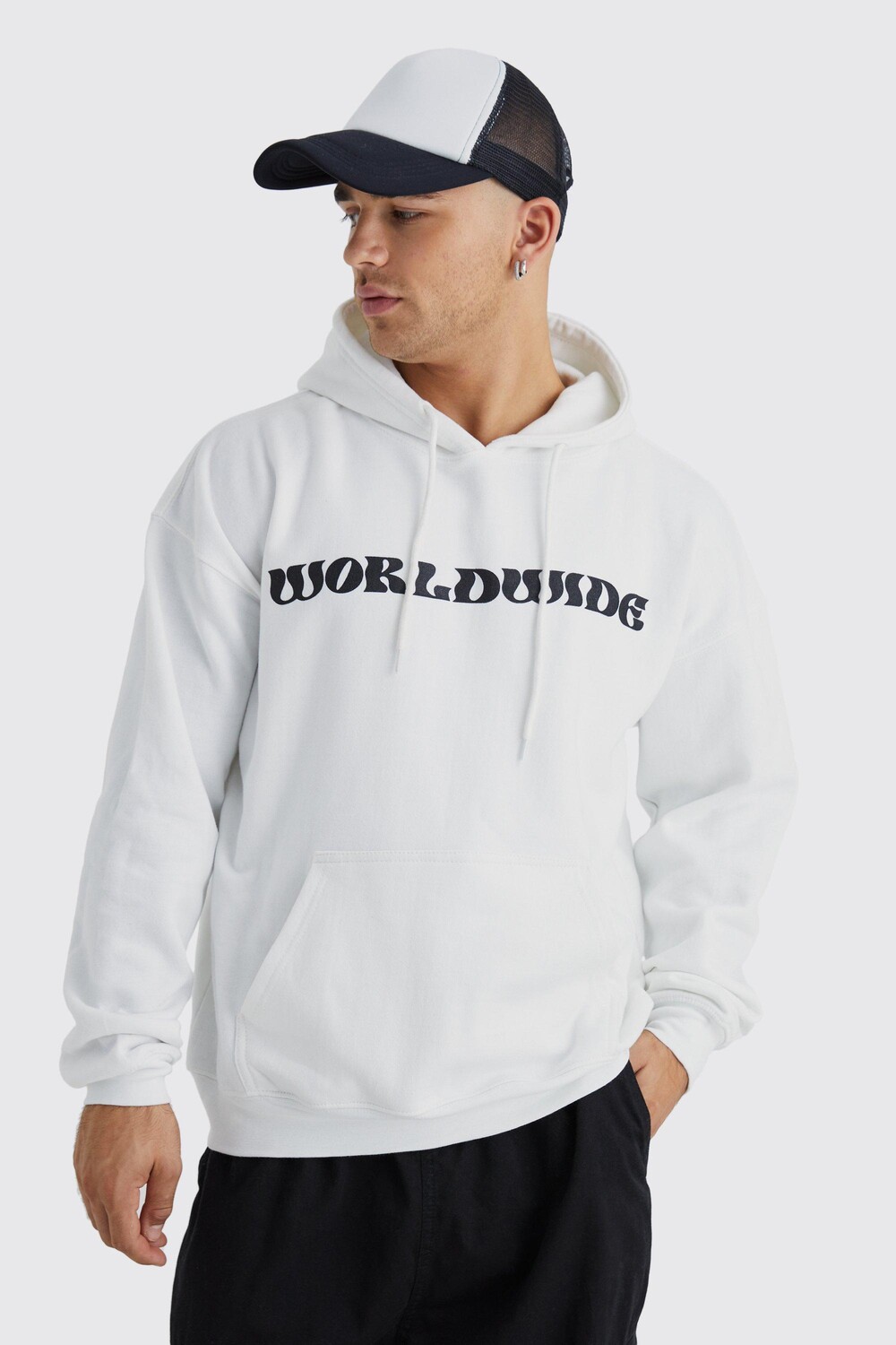 

Толстовка с капюшоном regular fit worldwide Boohoo, белый
