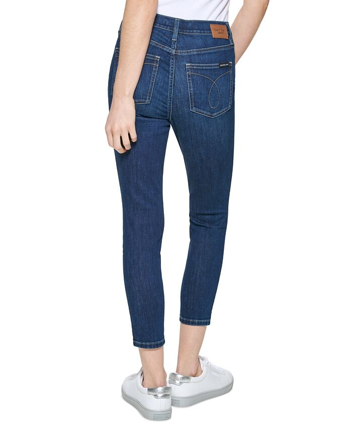 Скинни джинсы американские. Джинсы буткат. Levis classic rise straight. Джинсы женские. Миниатюрных джинсы.