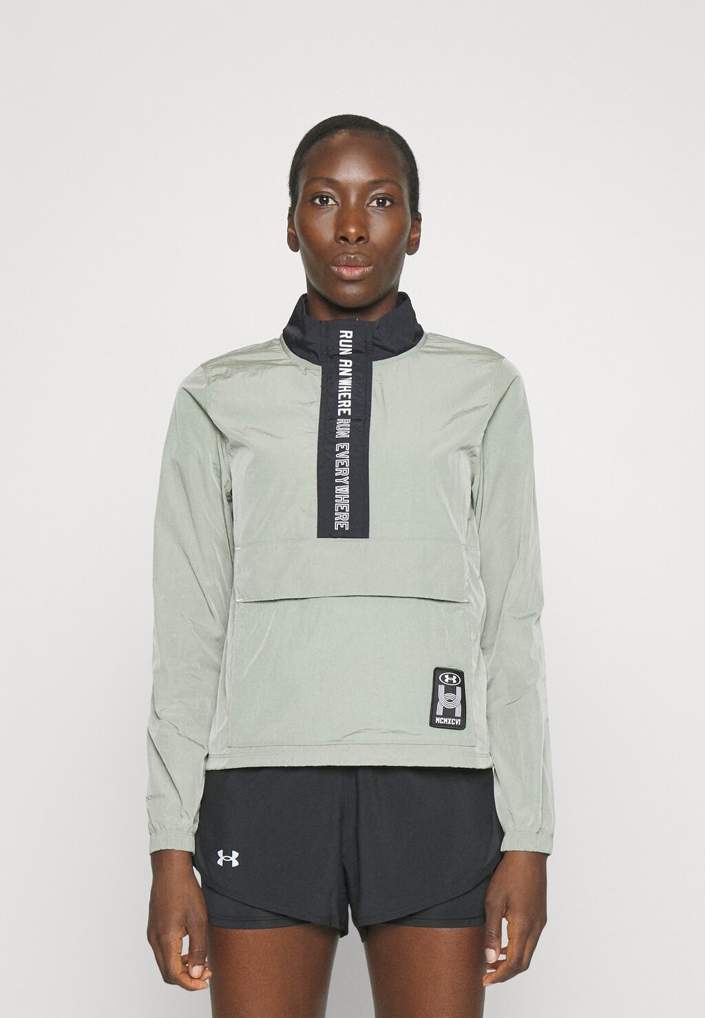 

Куртка для бега RUN EVERYWHERE LAYER Under Armour, зеленый/черный