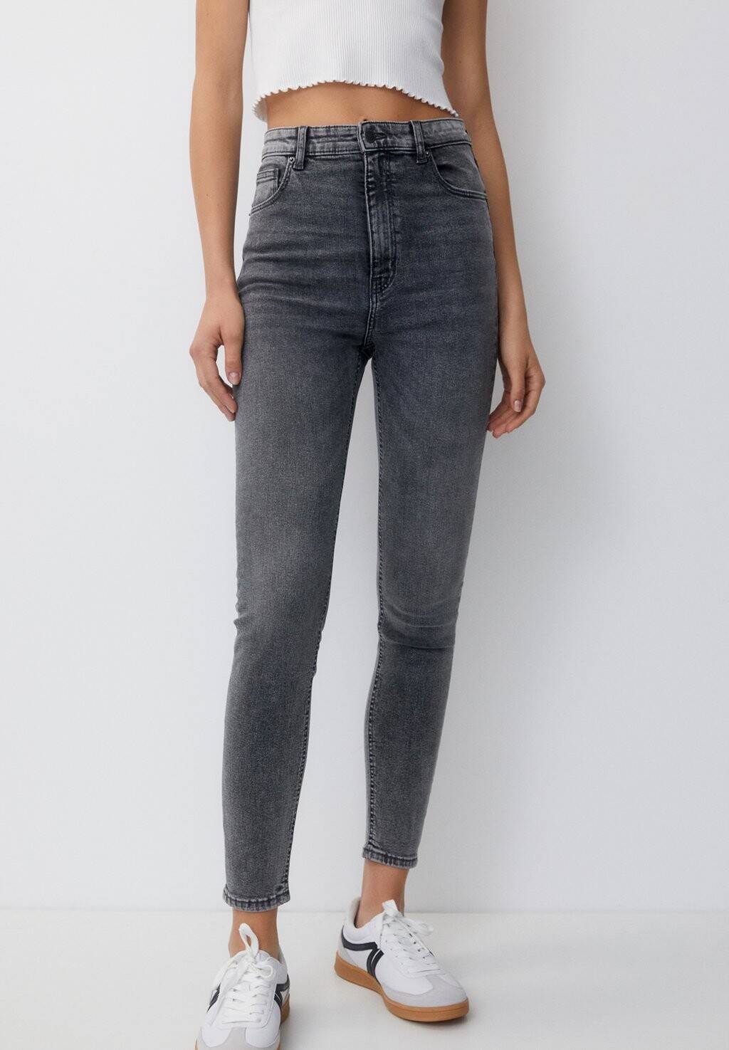 

Джинсы Skinny Fit Super High Waisted PULL&BEAR, цвет dark grey