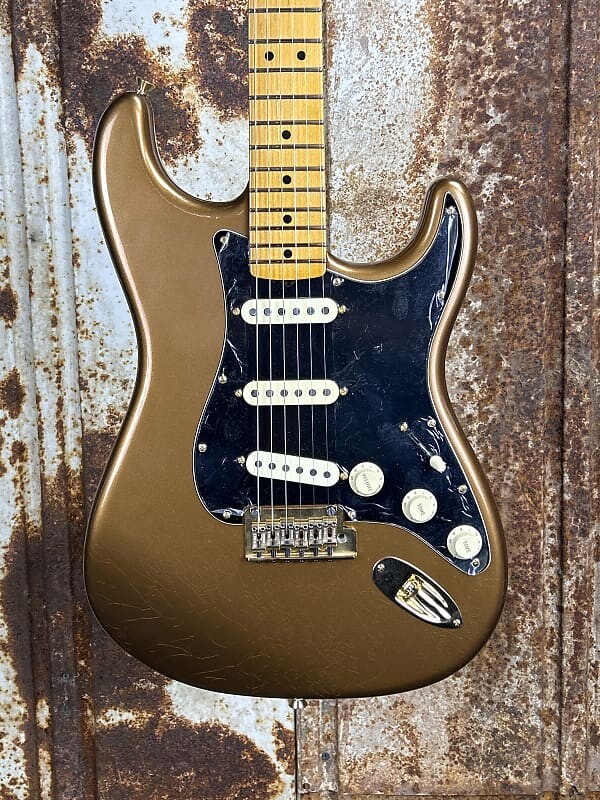 

Электрогитара Fender Bruno Mars Stratocaster, Maple Fingerboard, Mars Mocha