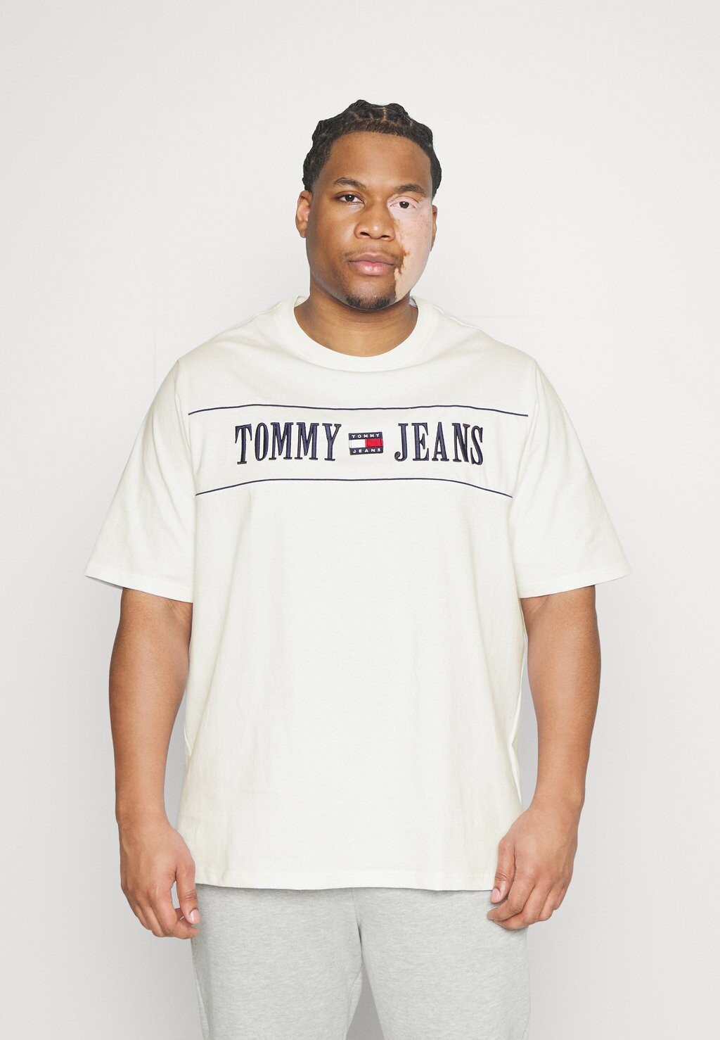 

Футболка с принтом Tommy Jeans by Tommy Hilfiger, белый