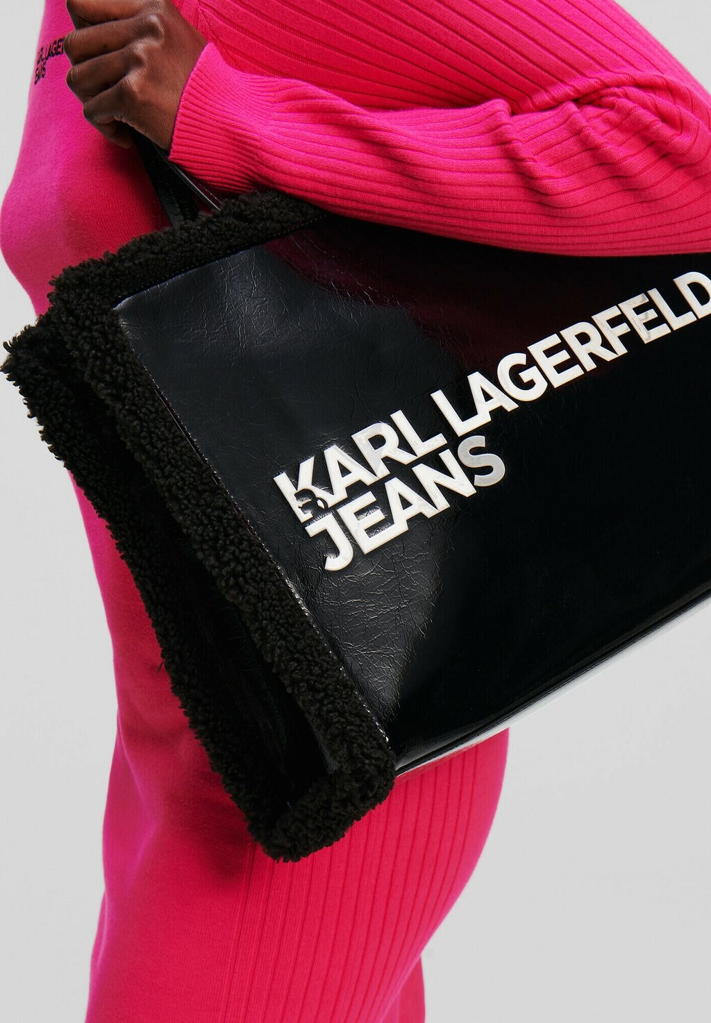 

Сумка для покупок BOX LOGO SEARLING Karl Lagerfeld, черный