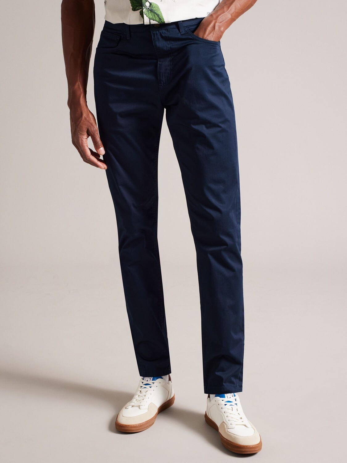 

Брюки-чиносы узкого кроя Ted Baker Daniels Irvine, темно-синие, Синий