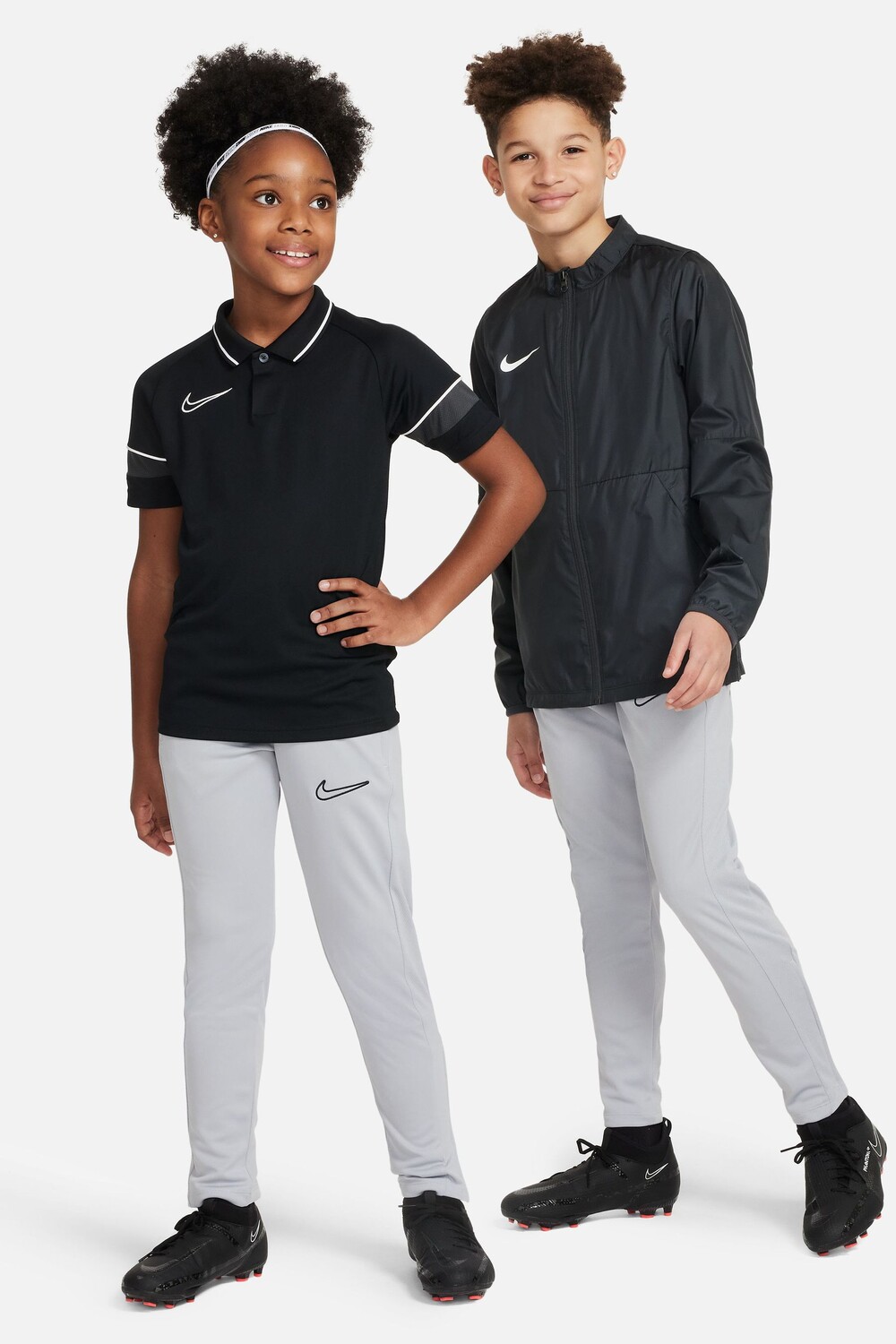 

Тренировочные джоггеры Dri-FIT Academy Nike, серый