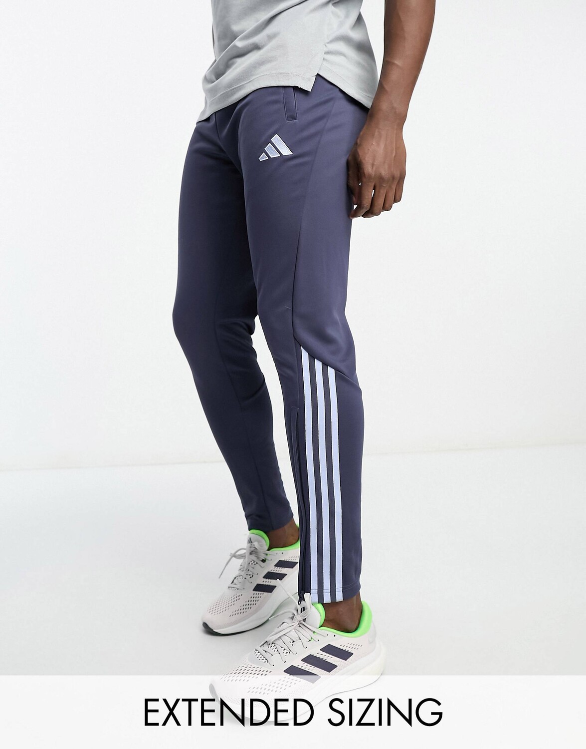 

Темно-синие джоггеры с 3 полосками adidas Sportswear Tiro adidas performance