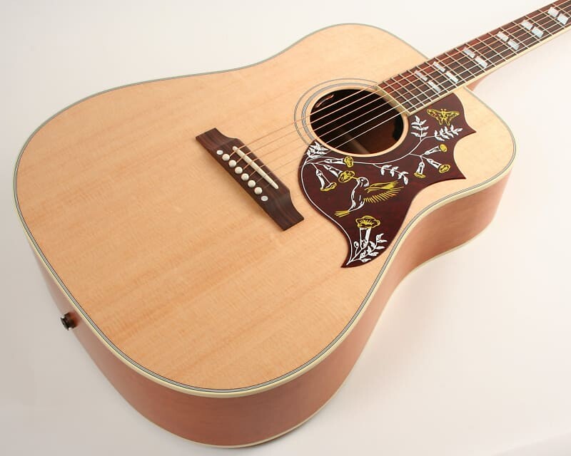 

Акустическая гитара Gibson Hummingbird Faded Natural 21303029