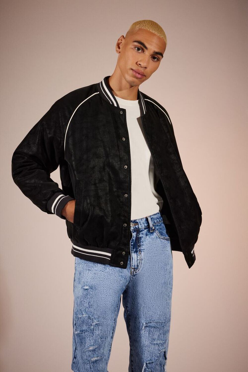 

Университетский бомбер Forever 21, черный