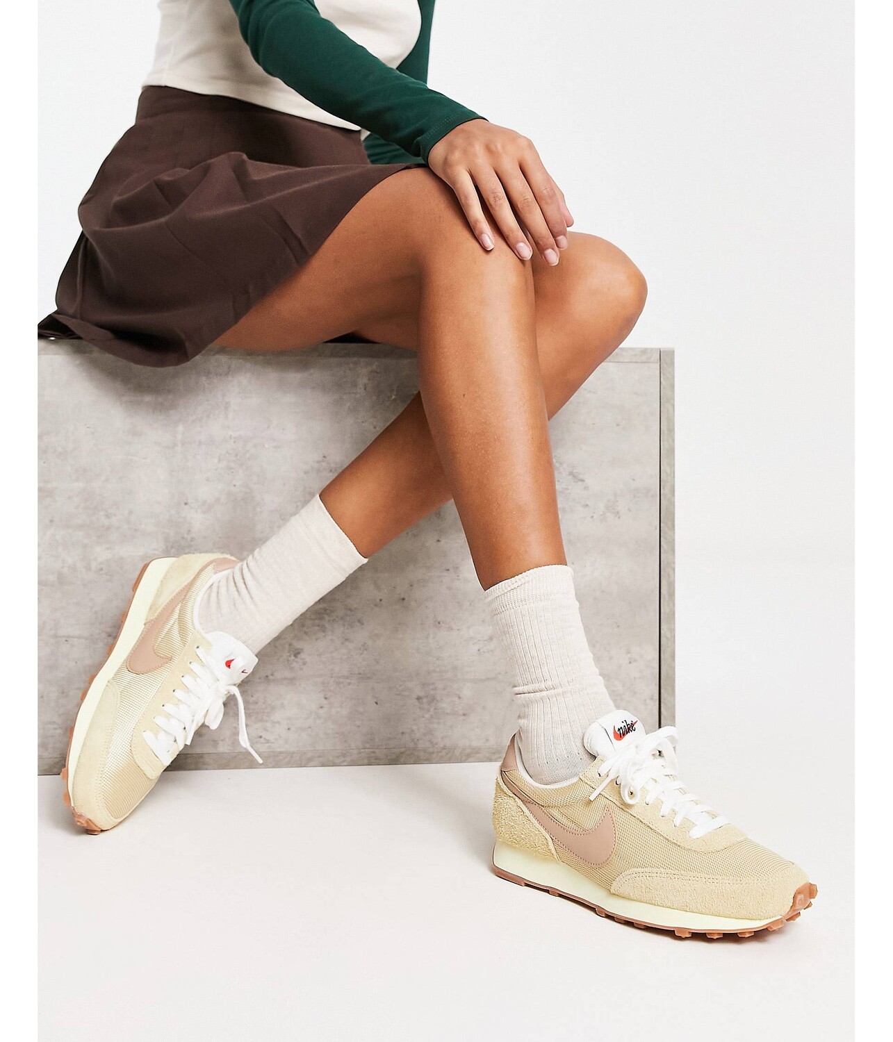 

Винтажные кроссовки Nike Daybreak из камня