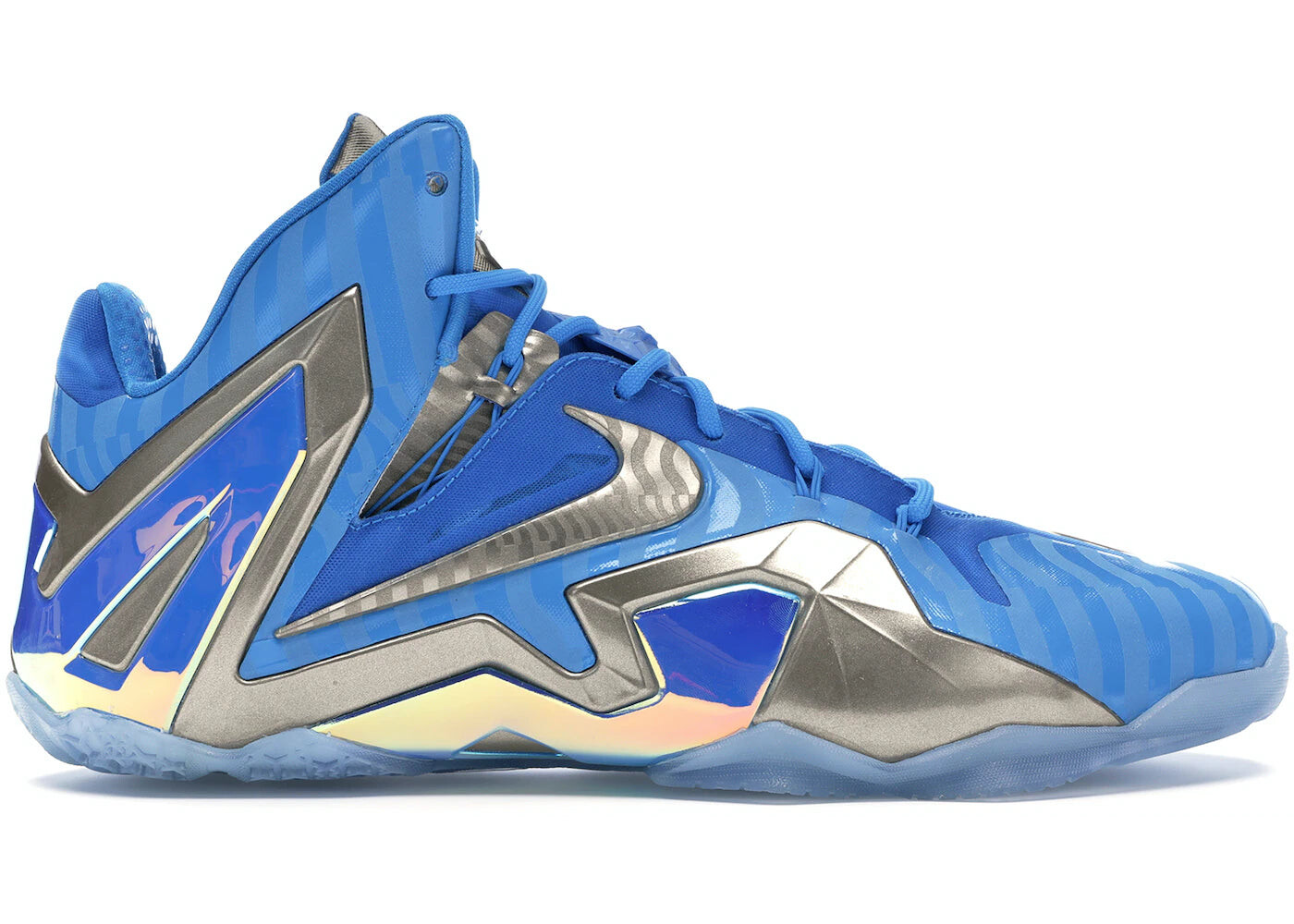 

Кроссовки Nike LeBron 11 Elite Maison 3M