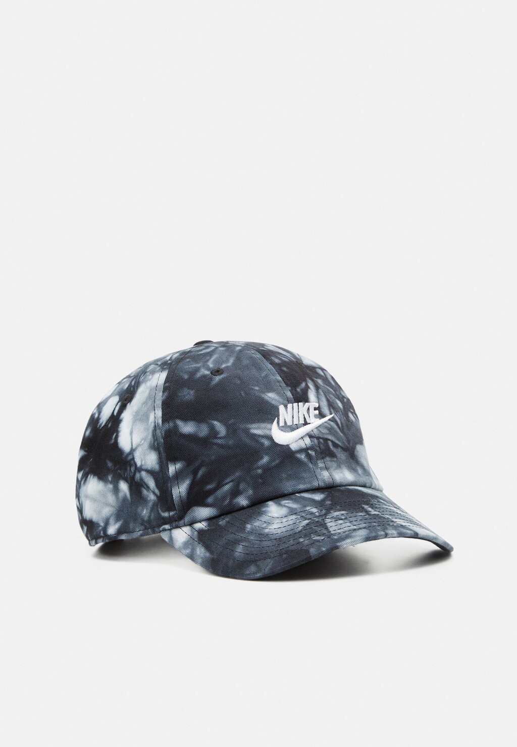 

Бейсболка Nike