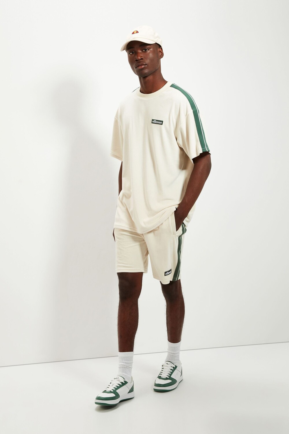 

Лоретти белая футболка Ellesse, белый