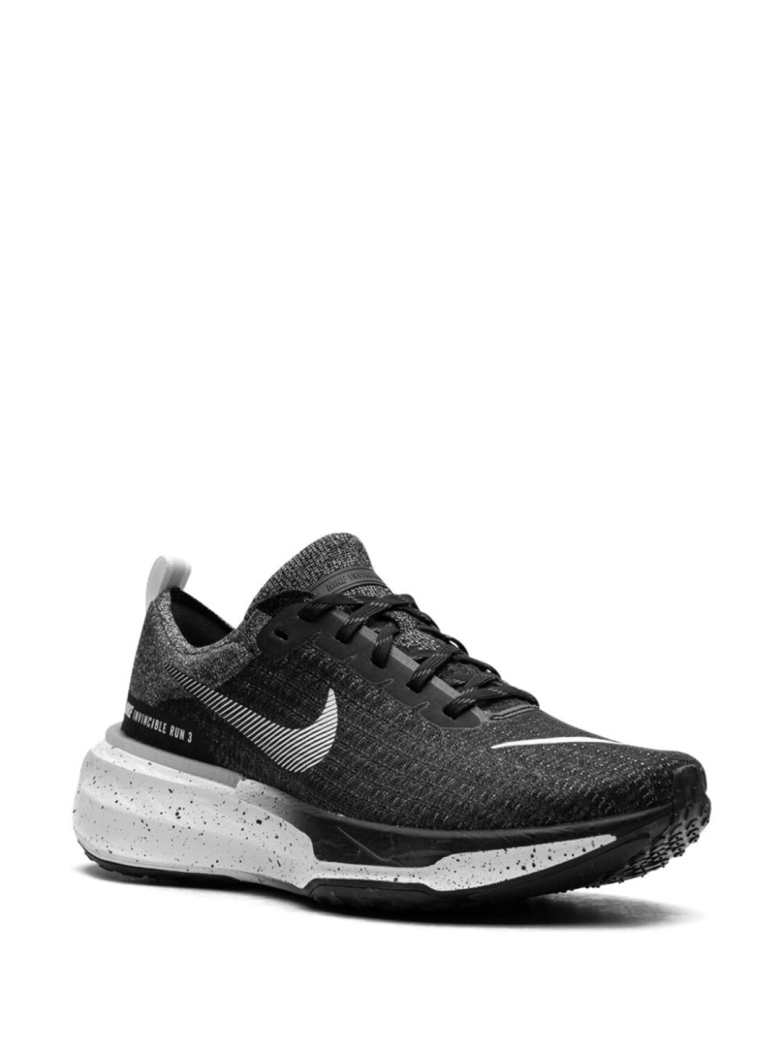 

Nike кроссовки ZoomX Invincible Run Flyknit 3 Oreo, черный
