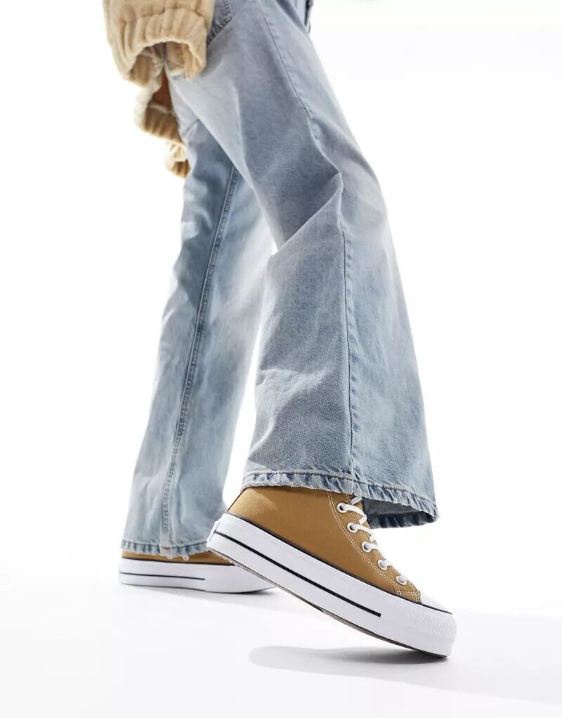 

Коричневые кроссовки Converse Lift