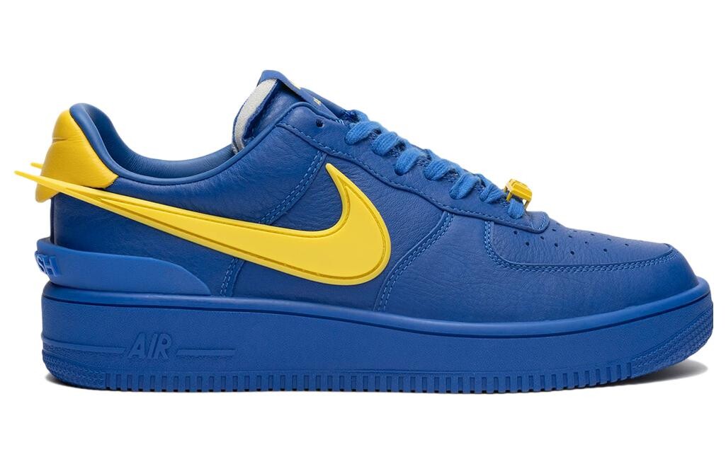 

Кроссовки унисекс Nike Air Force 1 Low Skate, сине-желтый