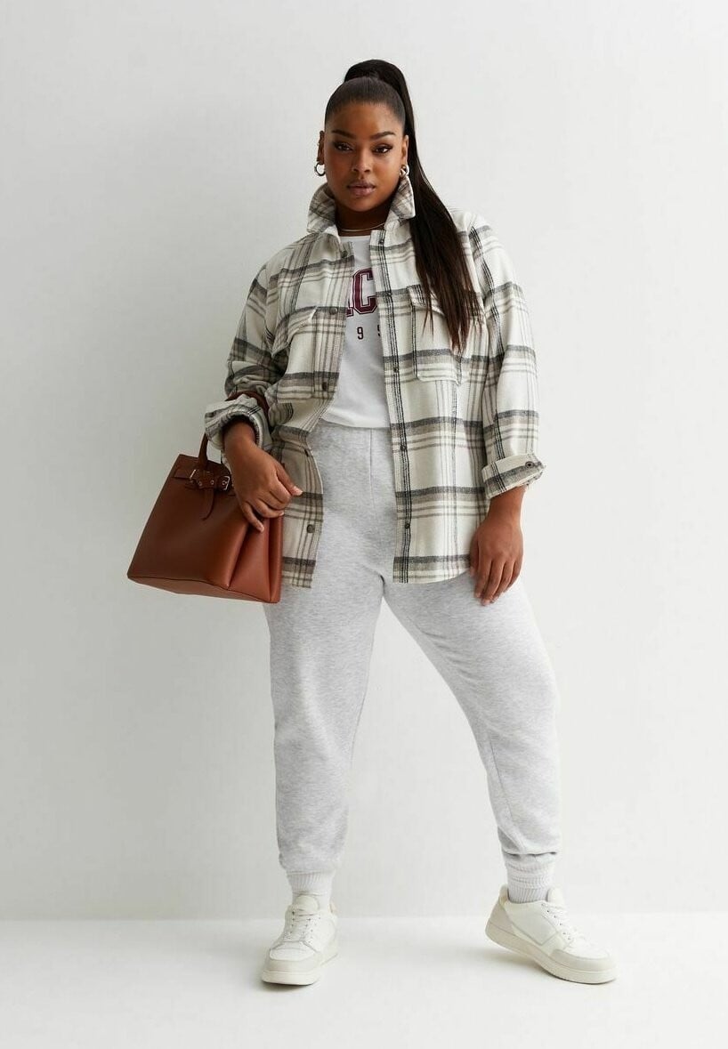 

Легкая куртка Curves Check Shacket New Look Curves, цвет light grey
