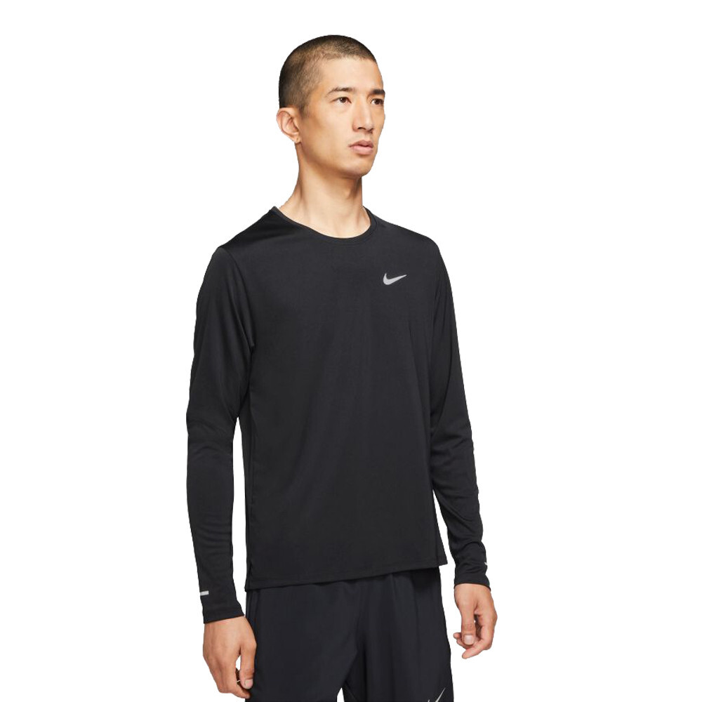 

Спортивный топ Nike Dri-FIT UV Miler Running, черный
