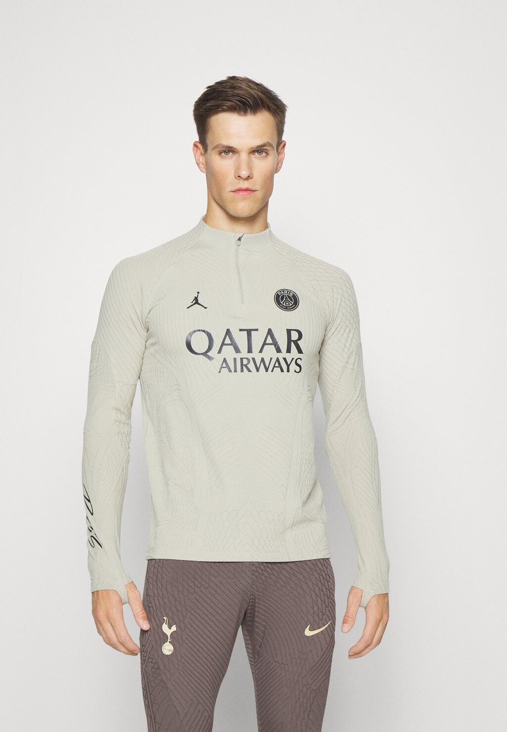 

Team Paris St Germain Strike Elite Drill Third Nike, цвет stone/iron grey/black