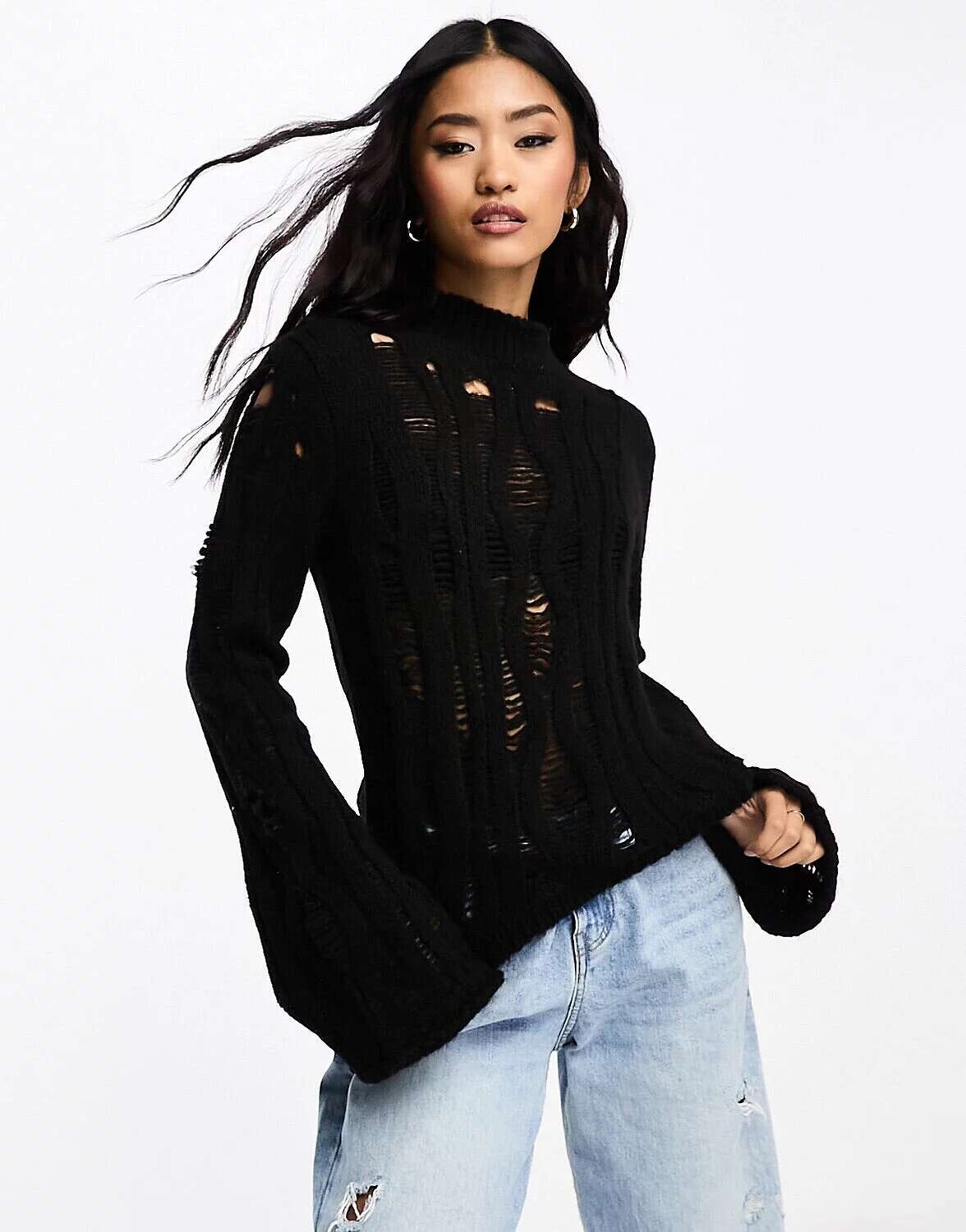 

Черный вязаный джемпер в стиле панк с потертостями Miss Selfridge
