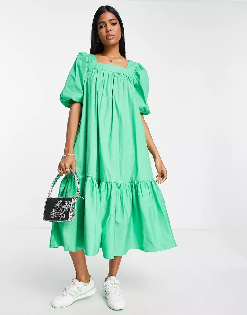 Гламурное светло-зеленое платье миди оверсайз с квадратным вырезом и ярусным подолом Glamorous