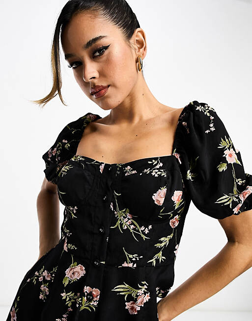 

Комбинезон доярки с цветочным принтом ASOS DESIGN