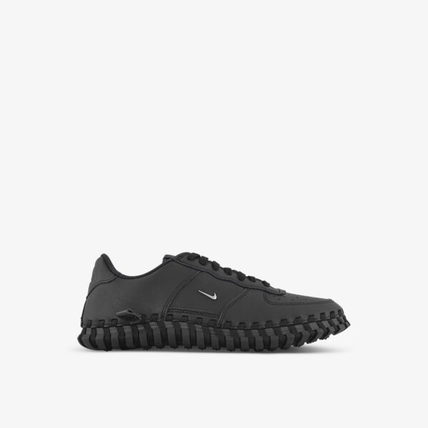 

Кожаные низкие кроссовки Nike x Jacquemus J Force Low с металлизированным галочкой Nike, черный
