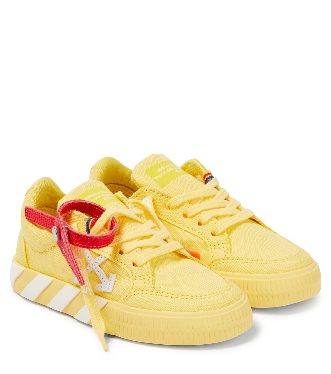 

Низкие кроссовки из вулканизированной парусины Off-White, белый