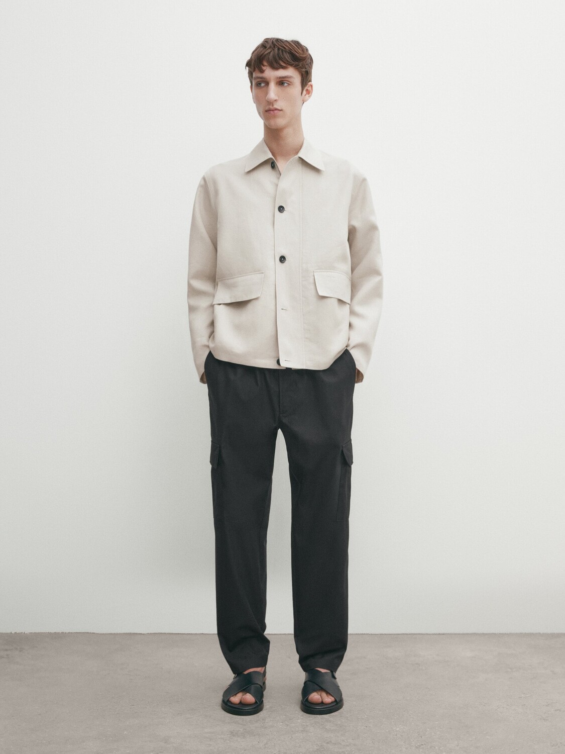 

Брюки-джоггеры из хлопкового твила Massimo Dutti, черный