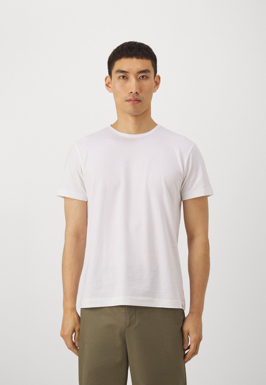 

Базовая футболка THE EVERYDAY ROUND FTC Cashmere, weiß