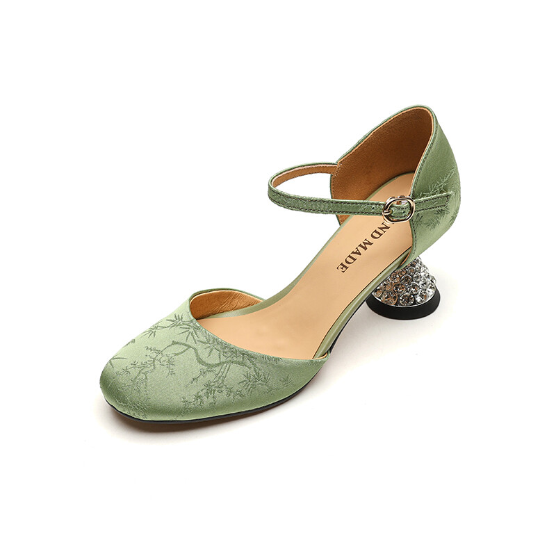 

Сандалии Five-nine Dan seven One-Strap Sandals Women's, зеленый