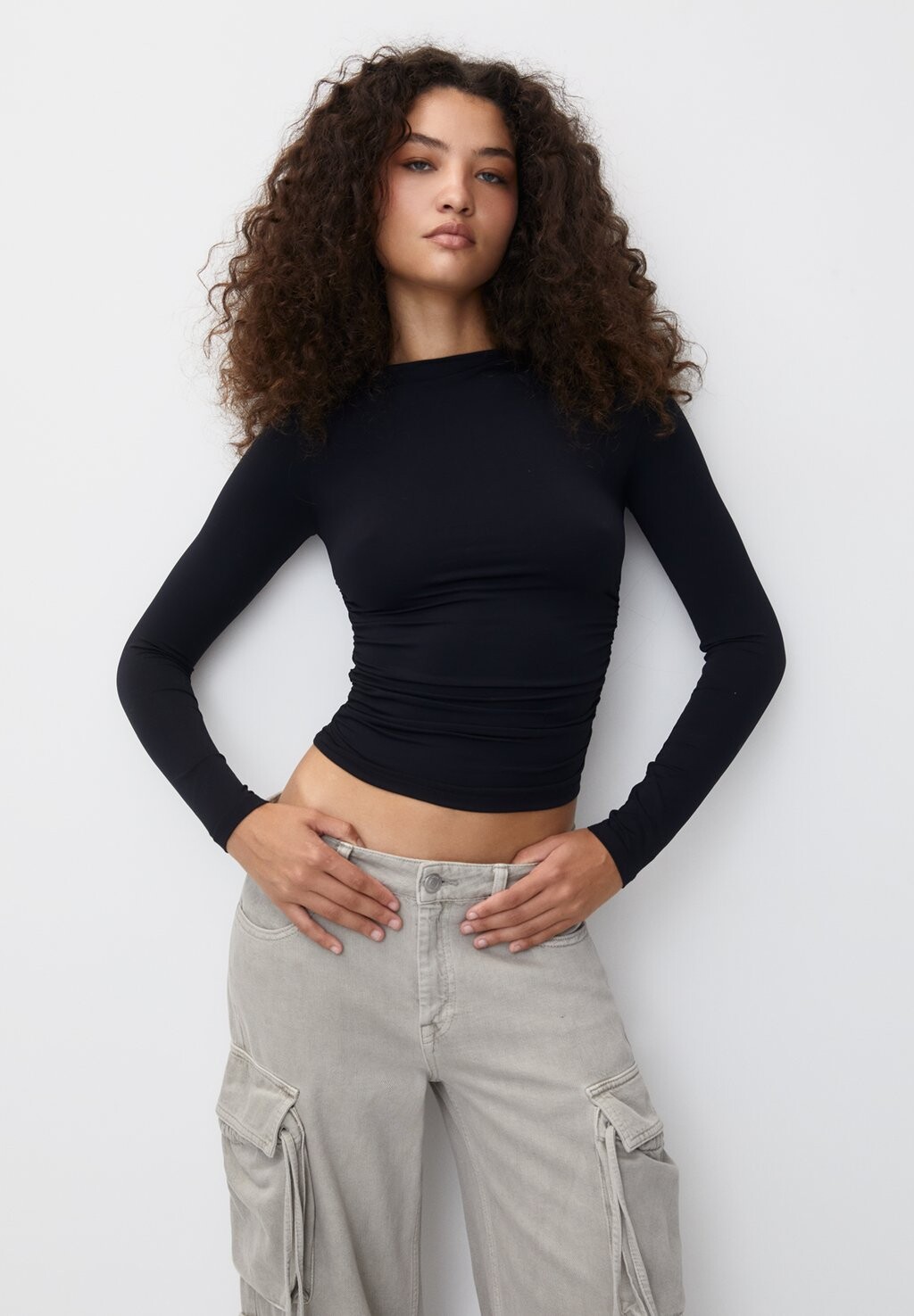

Футболка с длинным рукавом Asymmetric Collar PULL&BEAR, черный