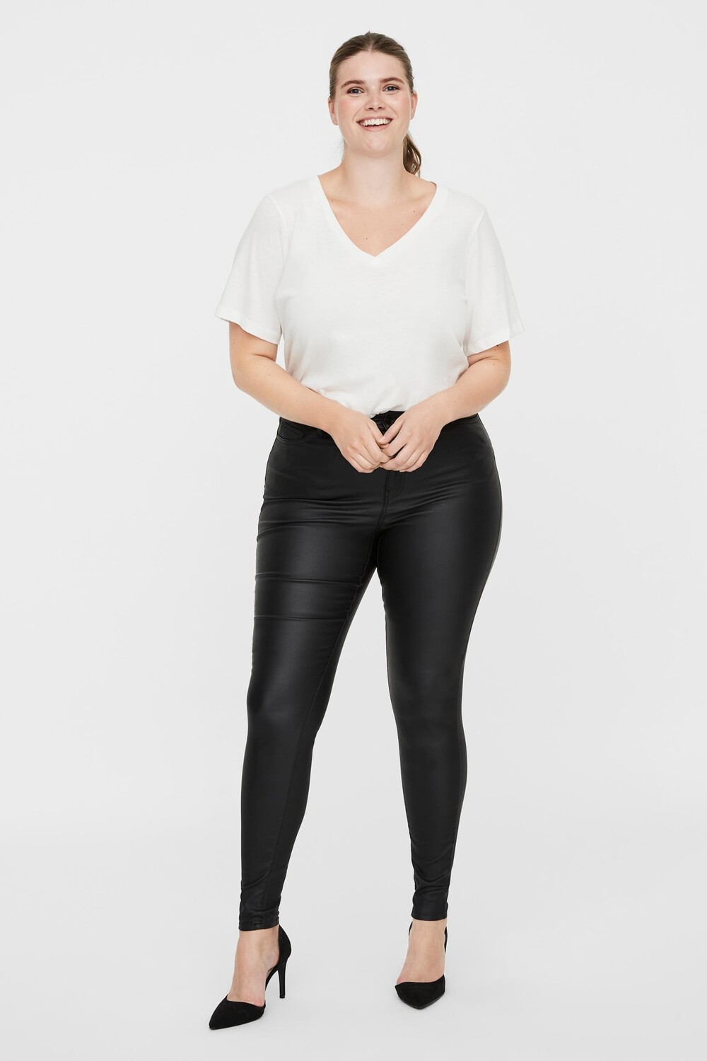 

Vero Moda Curve Черные брюки для женщин/девочек Veromoda, черный
