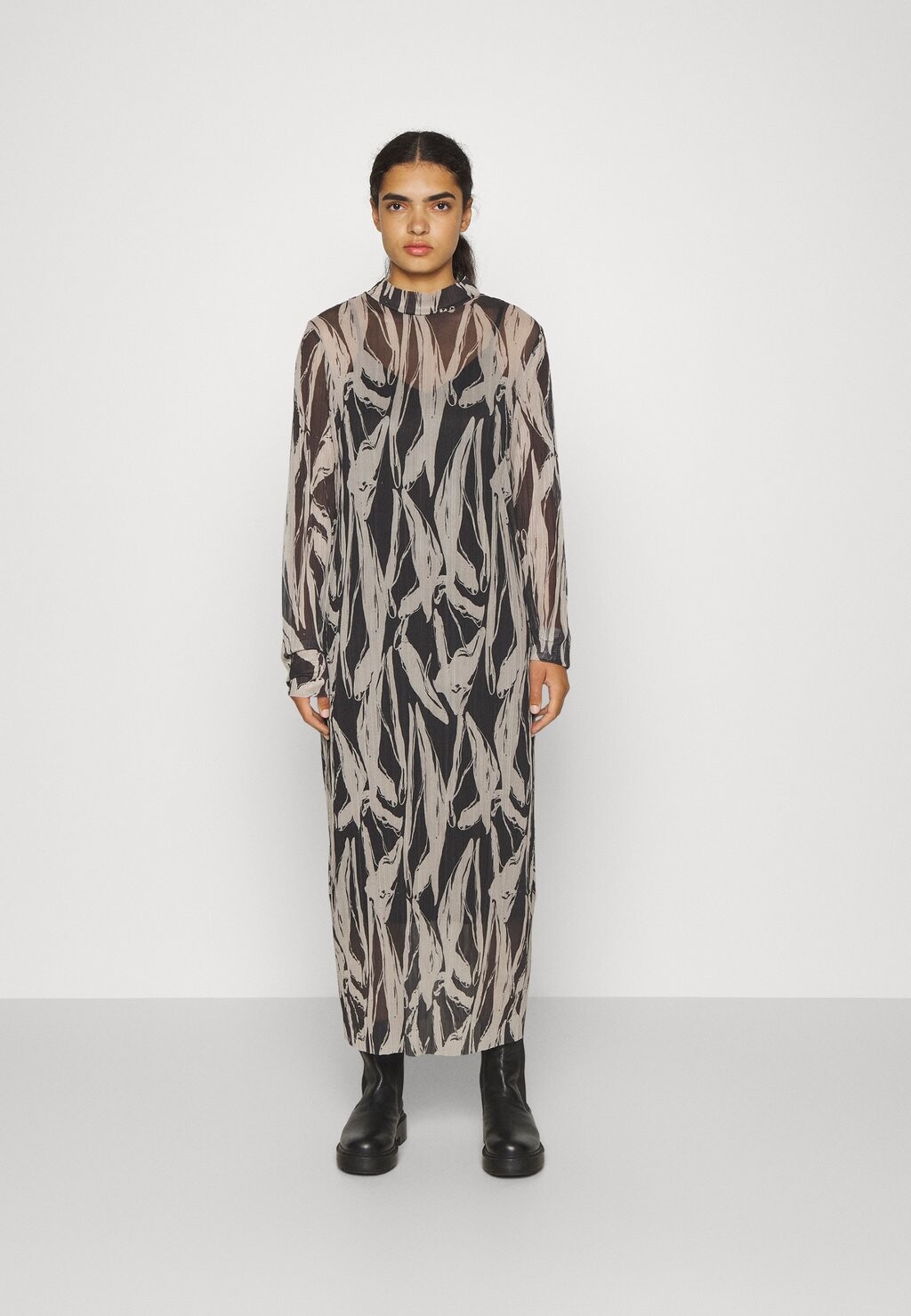 

Платье летнее ILLENORA DRESS Moss Copenhagen, черный