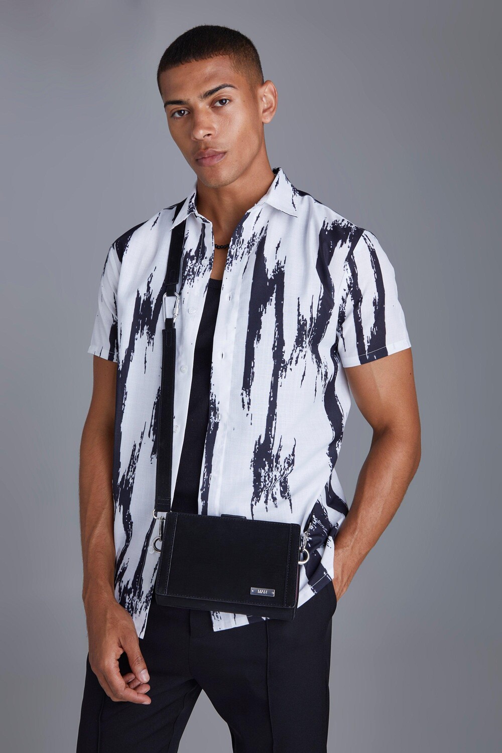 

Крупная рубашка aztec с коротким рукавом Boohoo, экру