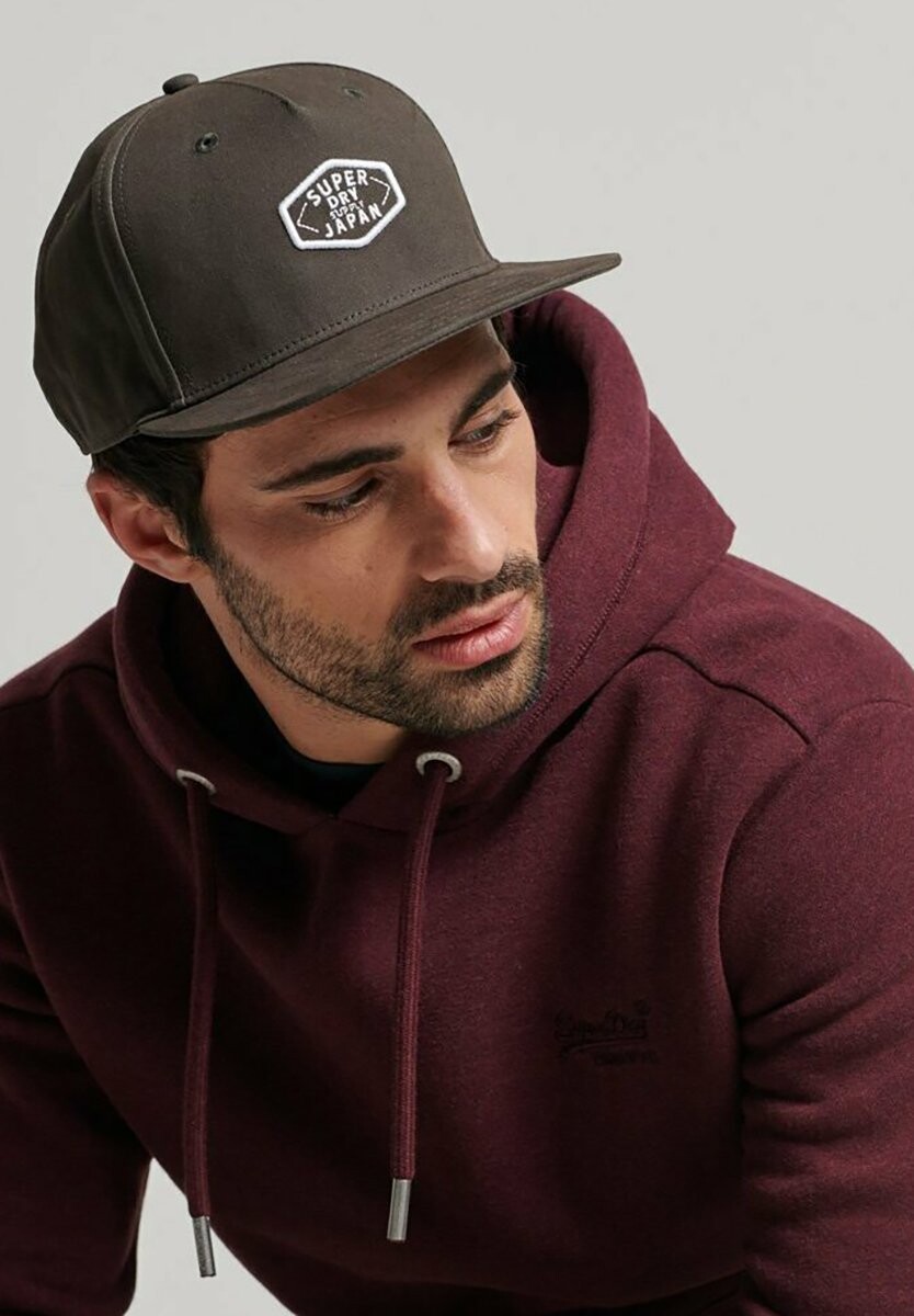 

Бейсболка Superdry