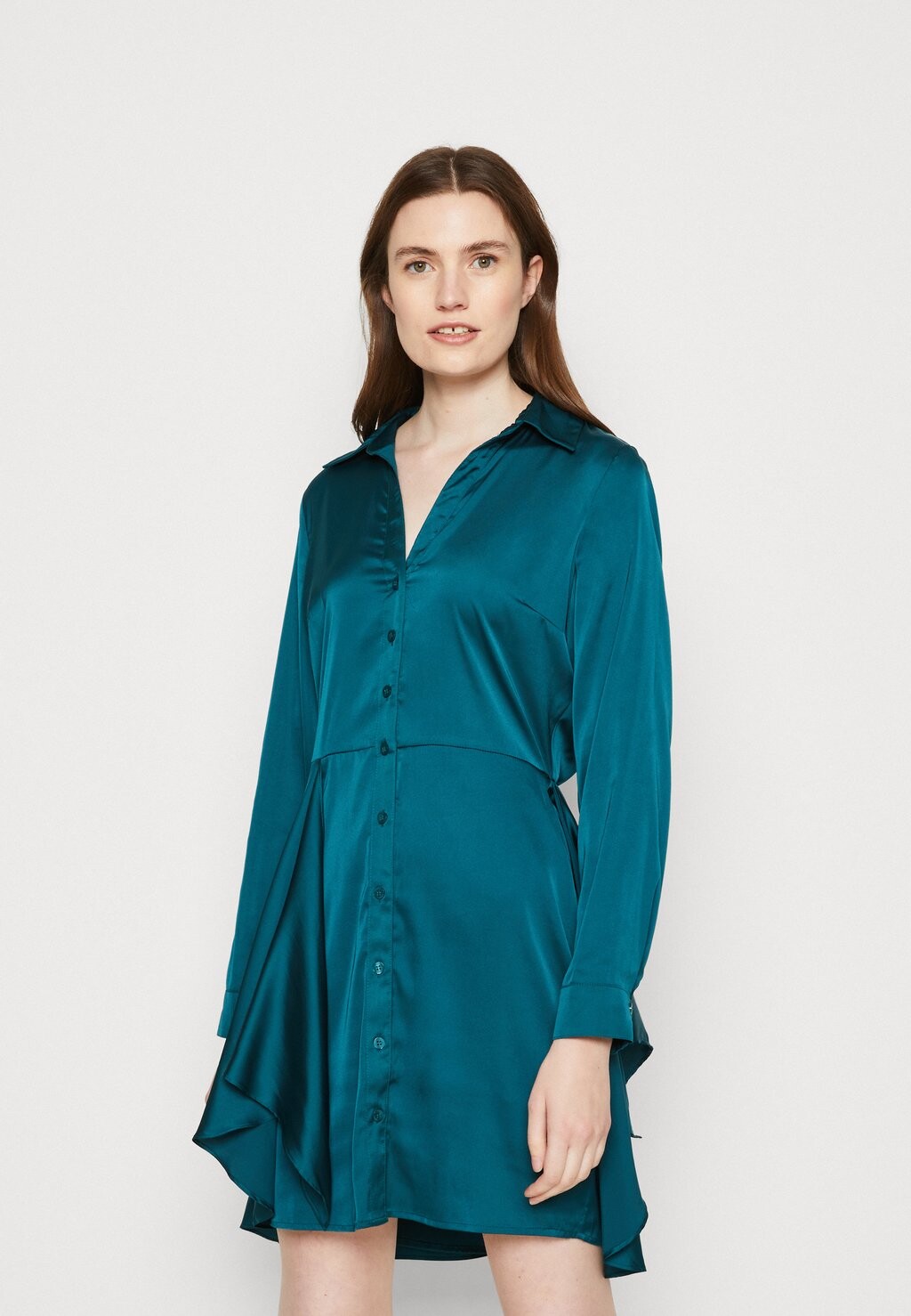 

Платье-рубашка Guess