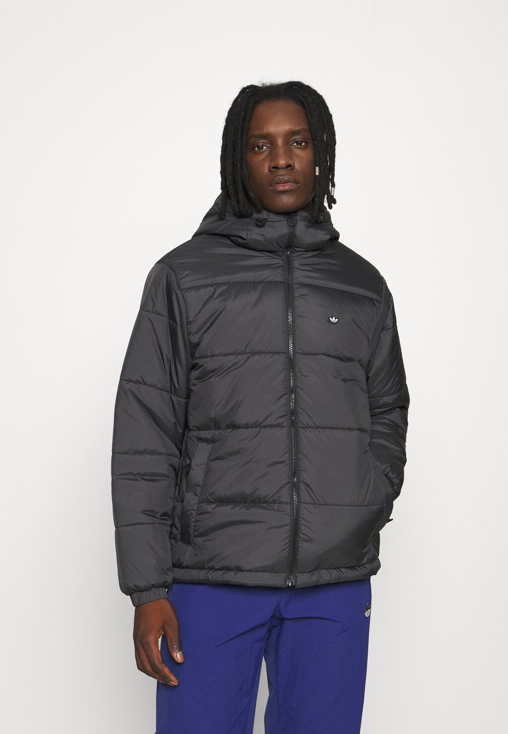 

Зимняя куртка adidas Originals, черный