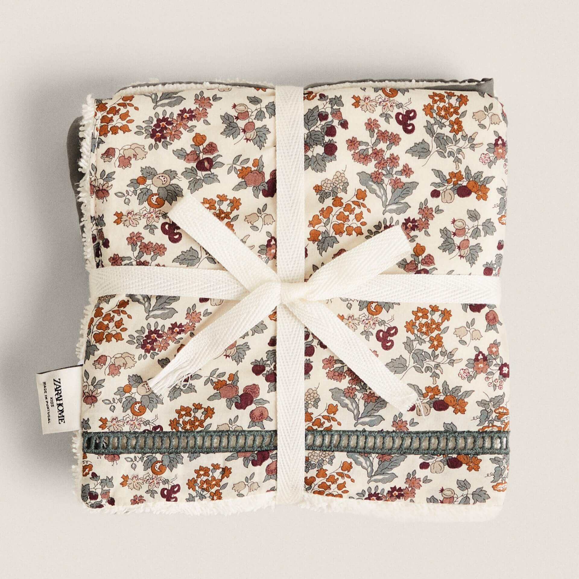 Набор салфеток Zara Home Children’s Floral Print Fabric Muslin, 2 штуки