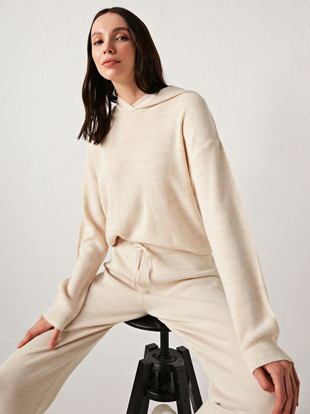 

Свитер тонкой вязки с капюшоном LCW Casual