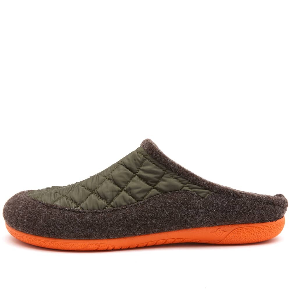 

Стеганая домашняя обувь Gurus Roomshoes