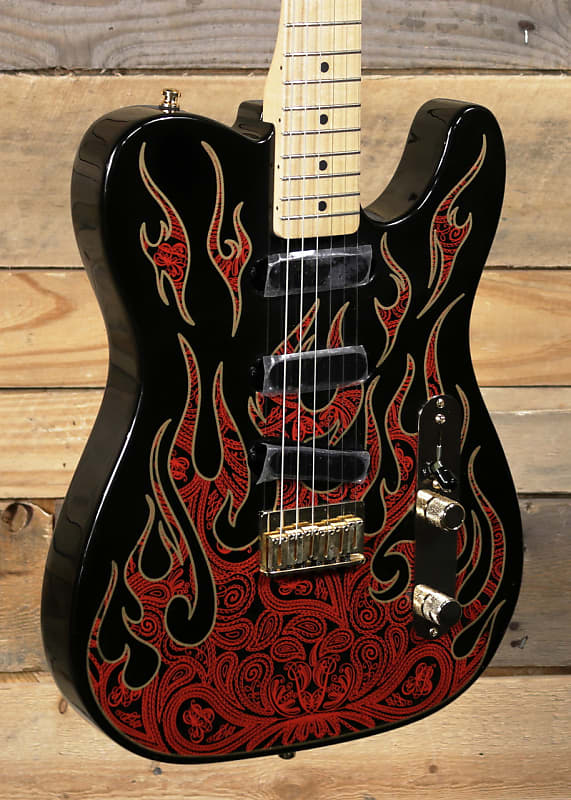 Электрогитара Fender James Burton Signature Telecaster Red Paisley Flames с футляром