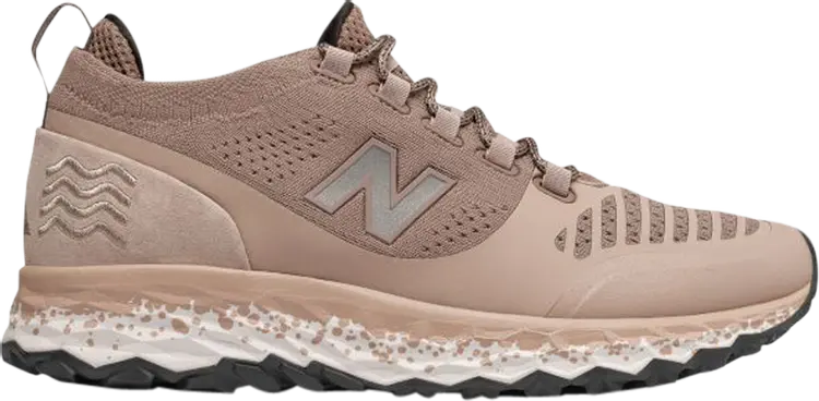 

Кроссовки New Balance Fresh Foam Trailbuster 'Tan', загар