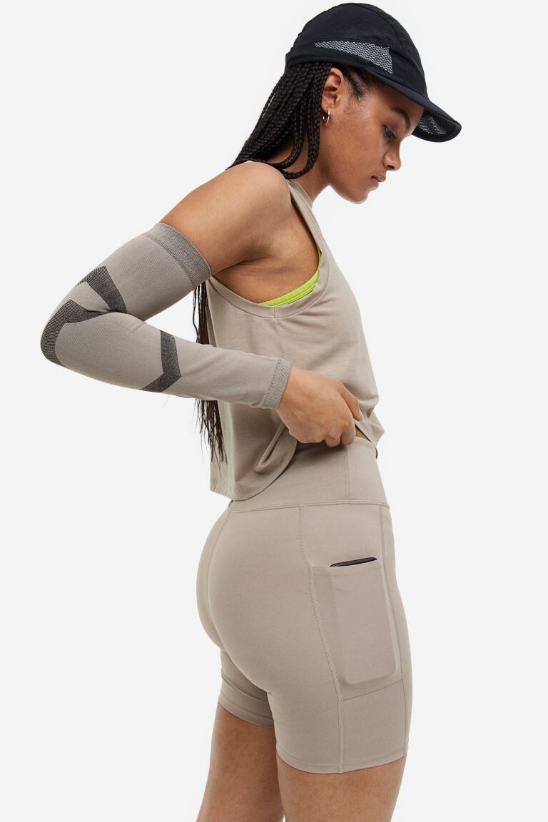 

Спортивные велосипедные шорты DryMove с карманом H&M, бежевый