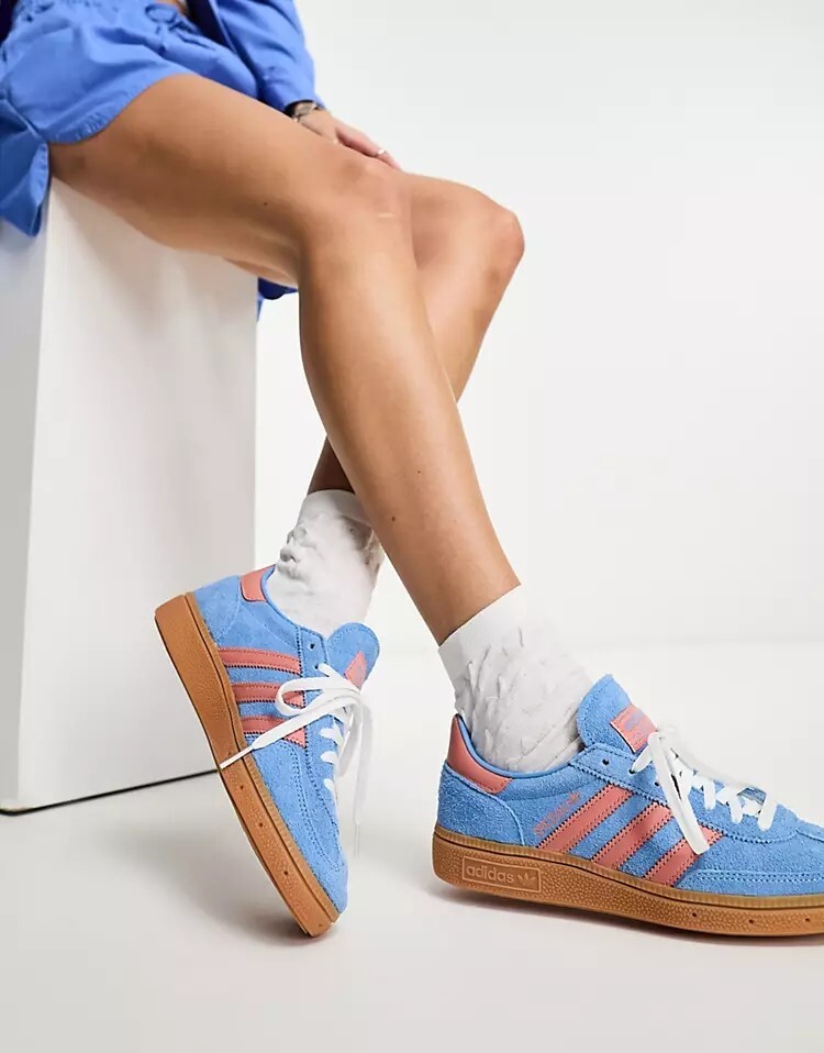 

Сине-персиковые кроссовки adidas Originals Handball Spezial с резиновой подошвой, сине-персиковый, Синий