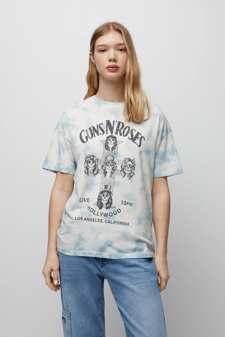 

Футболка Guns N' Roses с принтом тай-дай Pull&Bear