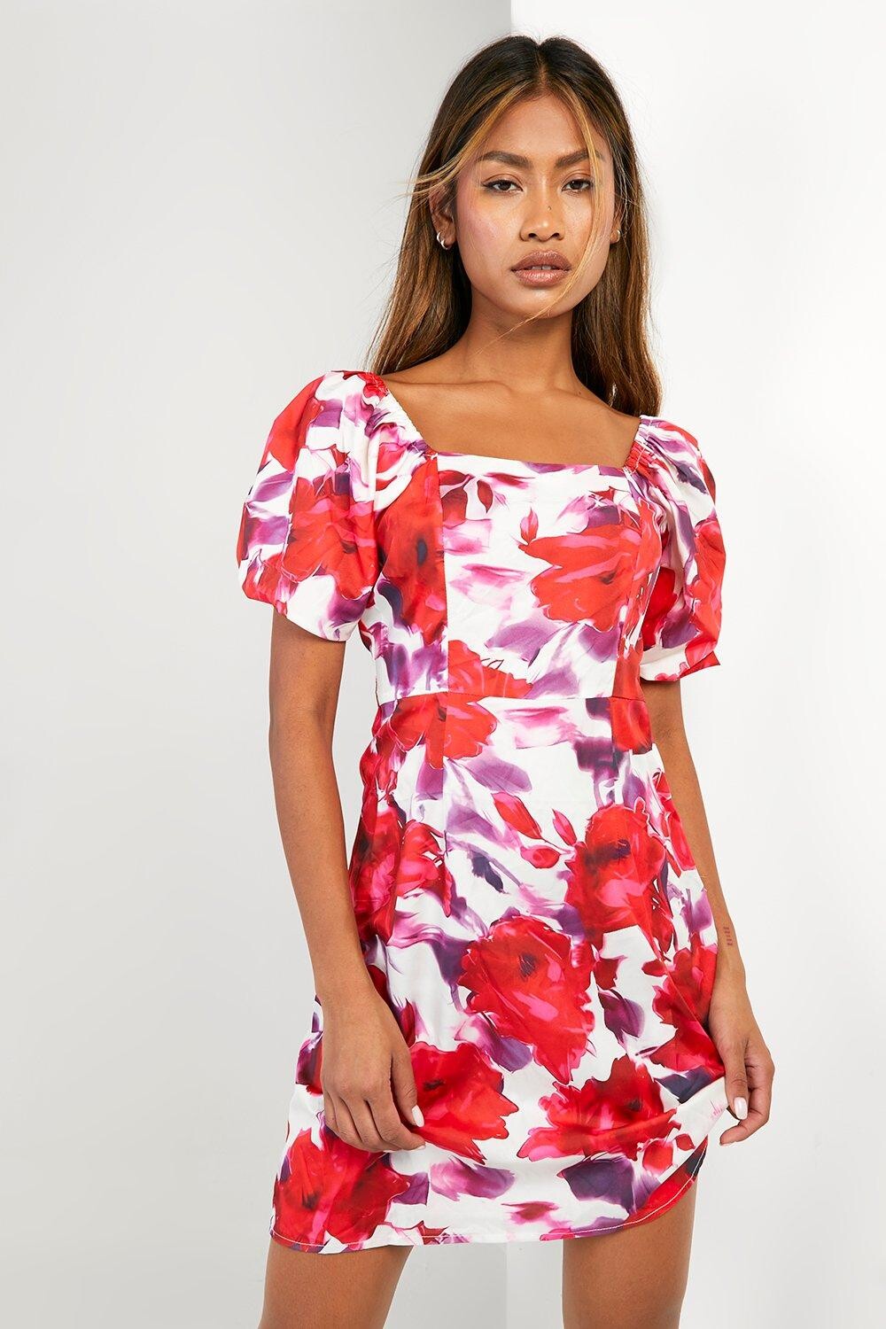 

Мини-платье с цветочными рукавами Boohoo, красный