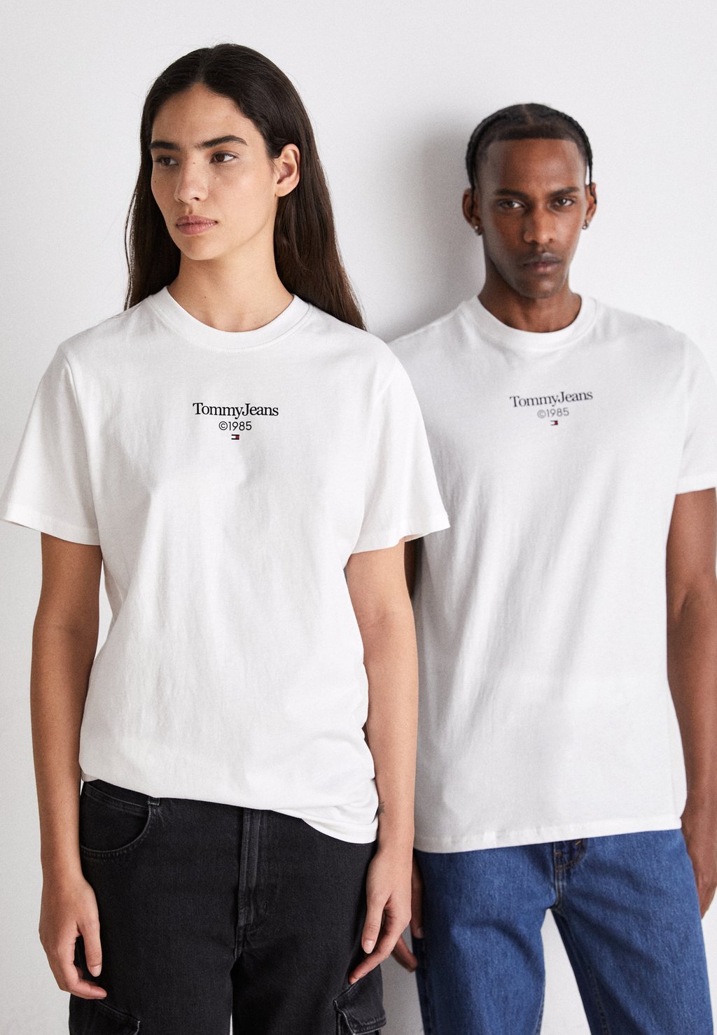 Базовая футболка Entry Tee Unisex Tommy Jeans, белый цена и фото