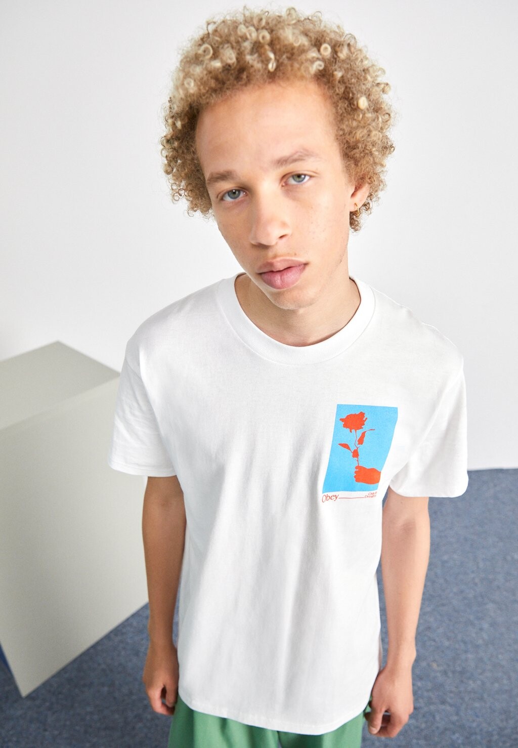

Футболка с принтом ONE TWO Obey Clothing, белый