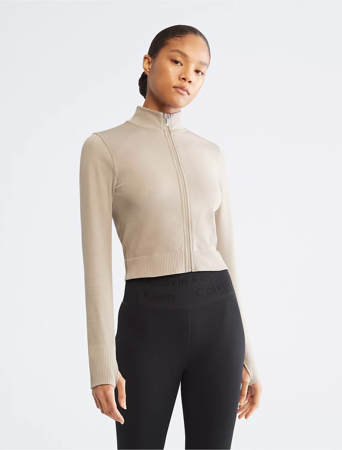

Толстовка Calvin Klein Performance Seamless Mock Neck, бежевый